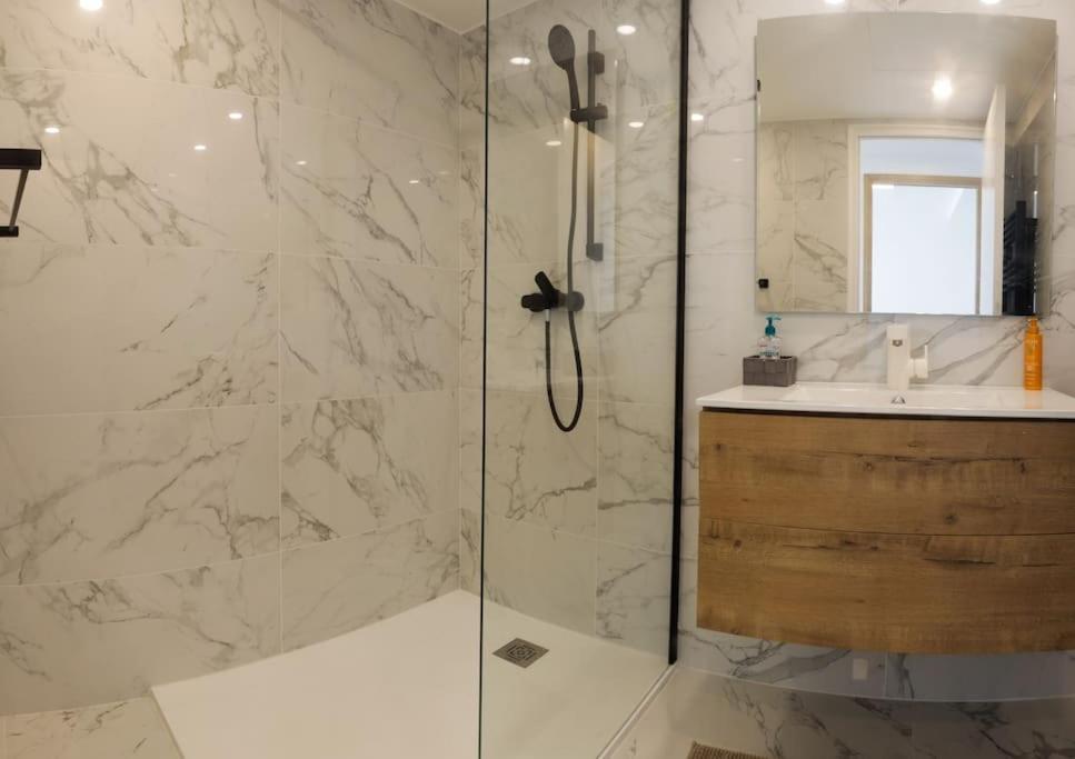 Port Azur Apartment Vallauris Luaran gambar