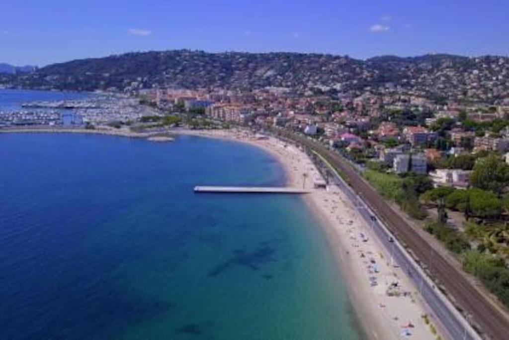 Port Azur Apartment Vallauris Luaran gambar