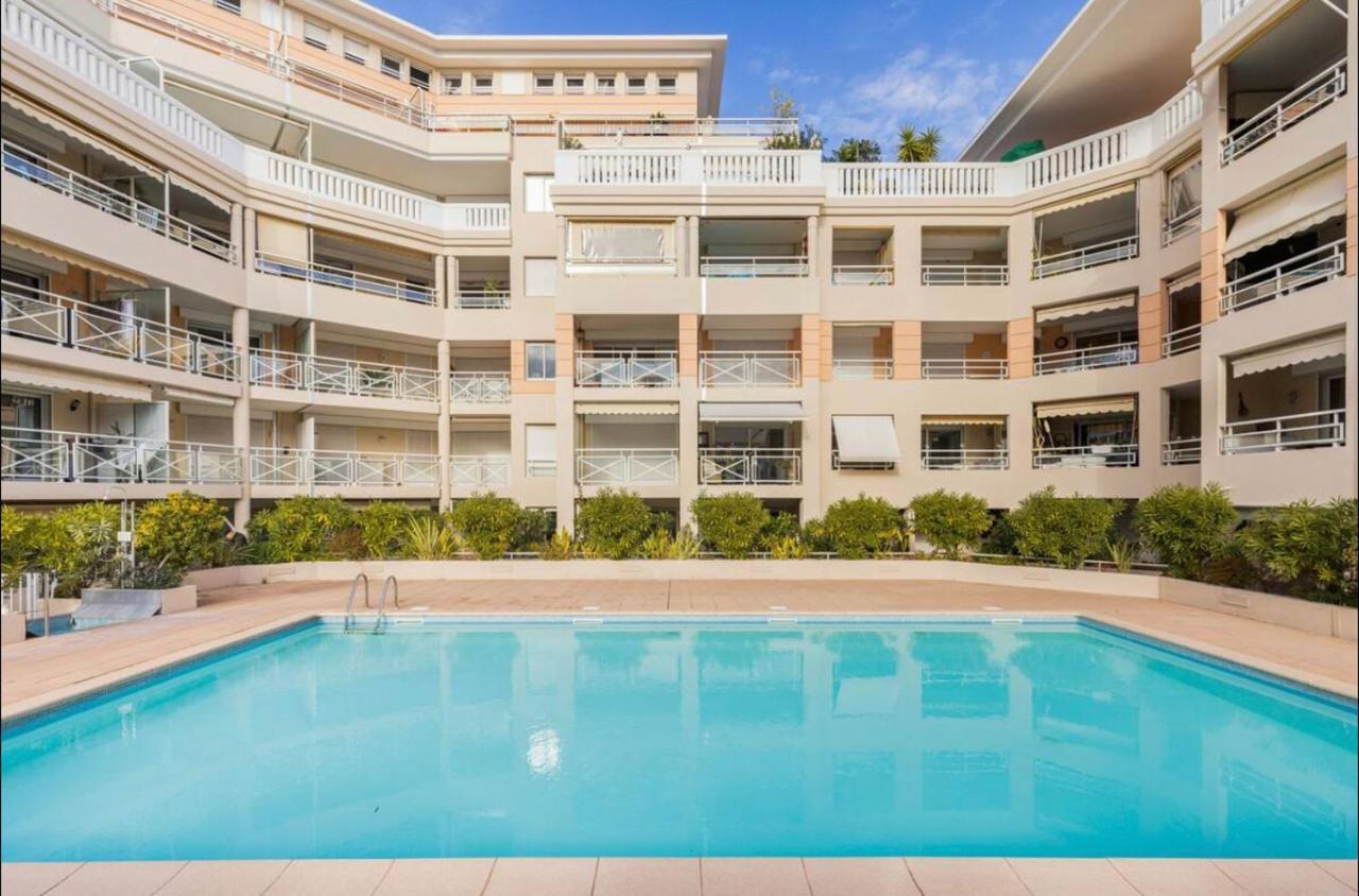Port Azur Apartment Vallauris Luaran gambar